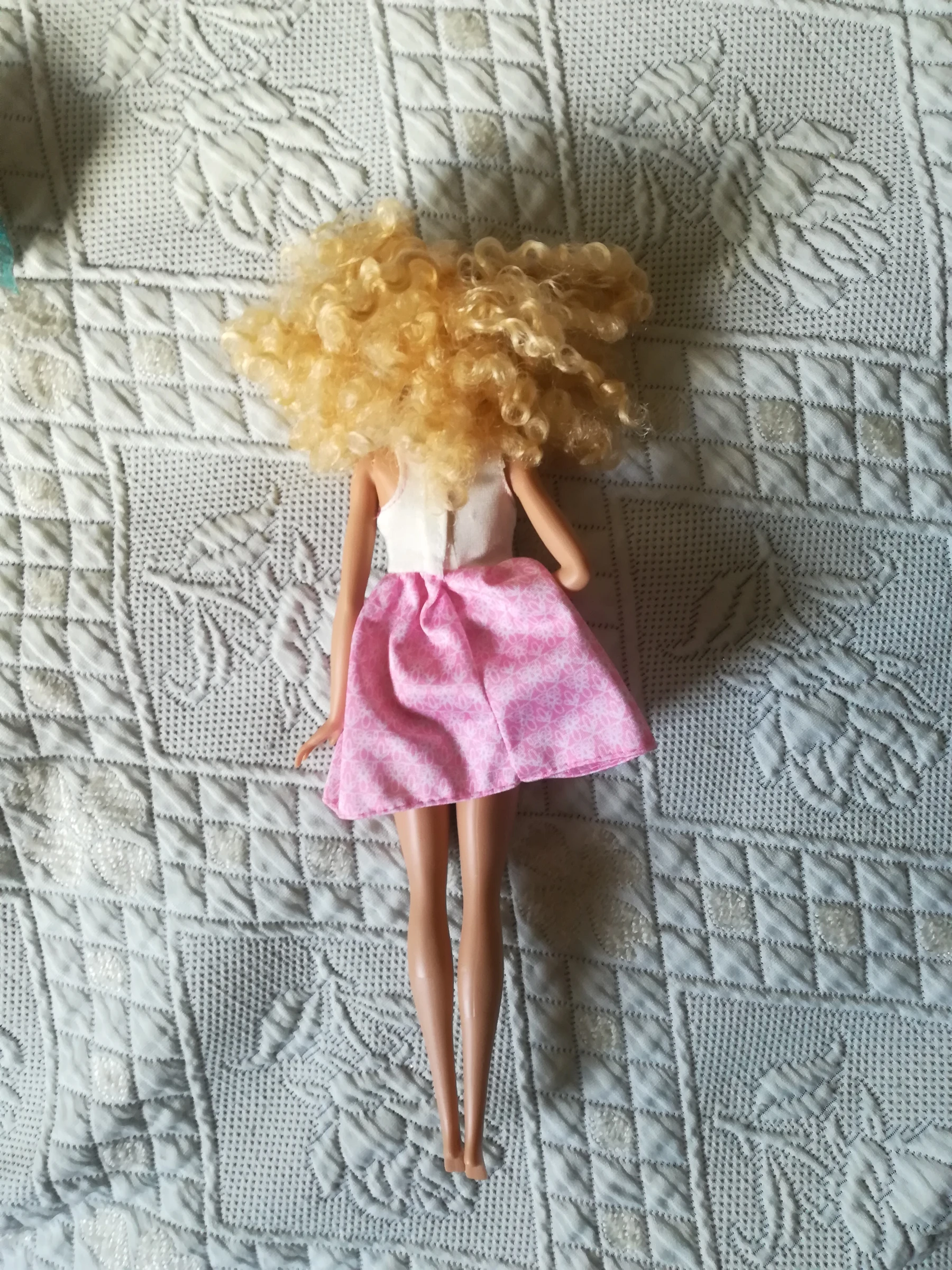 Barbie Fashionistas Powder Pink Doll (Ref. DGY57) from 2016 – photo 4